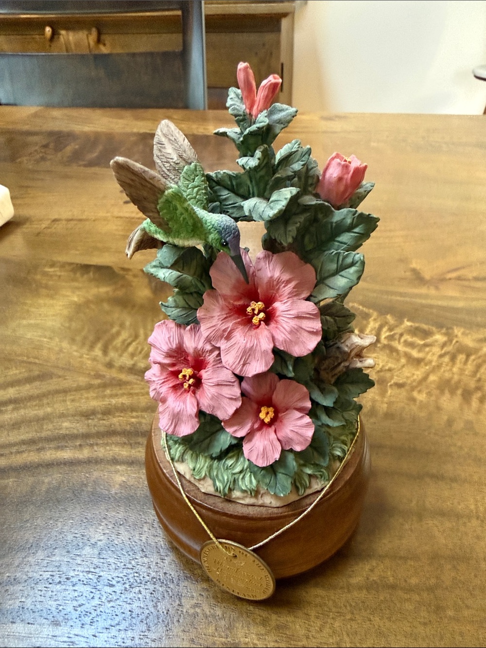 Pink Hibiscus Hummingbird Decorative Figurine music box - Home Accents
